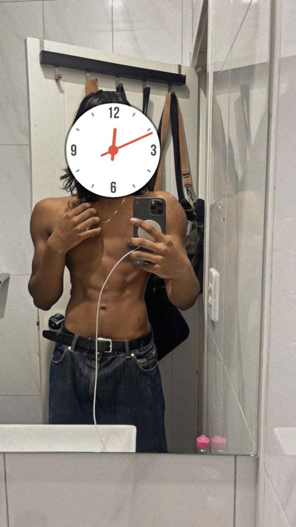 67eed6cc49fd2G4IL3S3aNI1743705804.jpg