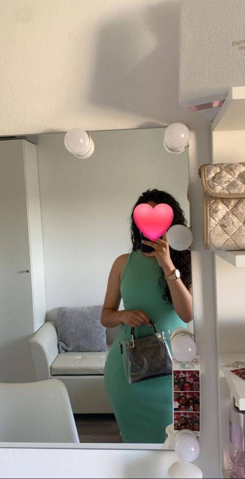 68ea03047f95am2ZM1Ep0Cc1760166660.jpg